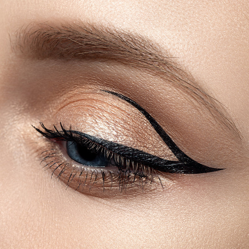 Maximum Looks. One Perfect Liner.